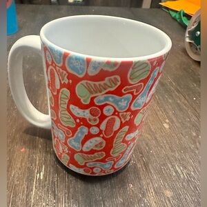 EUC funny Look Human coffee mug. Very sturdy. Christmas themed.